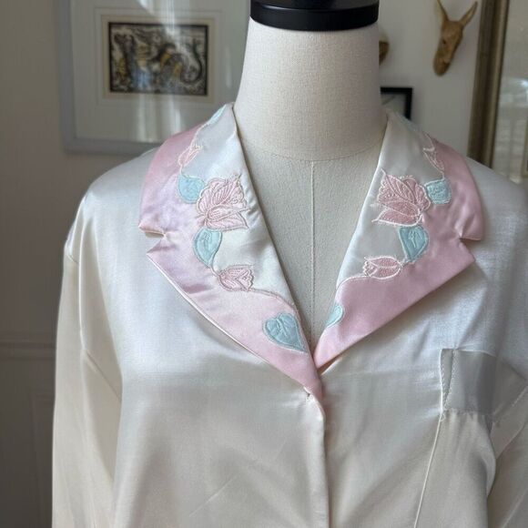 NWT NOS Vintage 80s Lord & Taylor Satin Nightshirt M - Picture 2 of 8